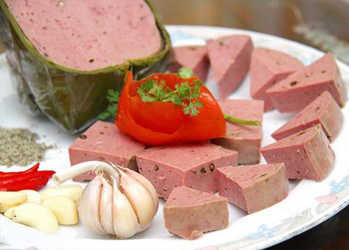 Chả bò Đà Nẵng giá bao nhiêu 1kg? tại HCM nên mua ở đâu?